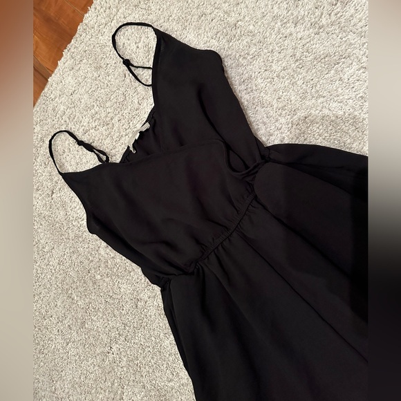 Monk & Lou - Cropped Wide Leg Jumpsuit Romper - Size Small - Black - Picture 3 of 7